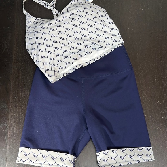 PollyPark SET of 2: Top & high waist reversible shorts in Naval Printed Small - Picture 15 of 15